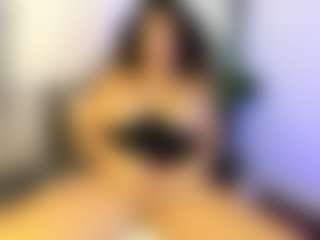 MonicaSaenz's Live Sex Cam Show