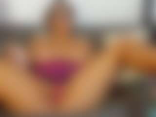 MonicaSaenz's Live Sex Cam Show