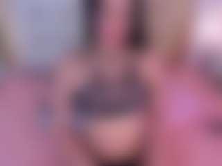 Live cam show with ScarletDoll - New BBW on Camsoda