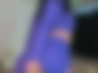silvanna-more's Live Sex Cam Show