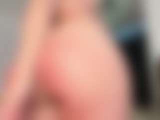 silvanna-more's Live Sex Cam Show