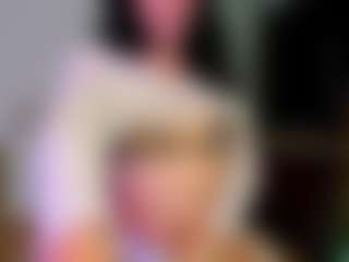 silvanna-more's Live Sex Cam Show
