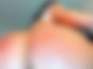 silvanna-more's Live Sex Cam Show