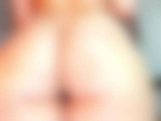 silvanna-more's Live Sex Cam Show