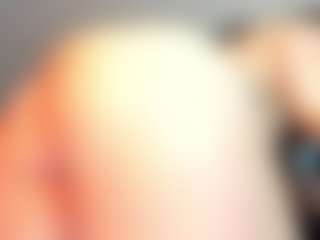 silvanna-more's Live Sex Cam Show