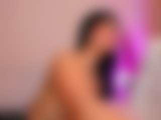 silvanna-more's Live Sex Cam Show