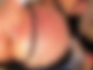 silvanna-more's Live Sex Cam Show