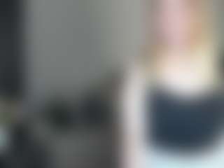 Live cam show with Stefaniasweet - Femdom on AdultVida.com