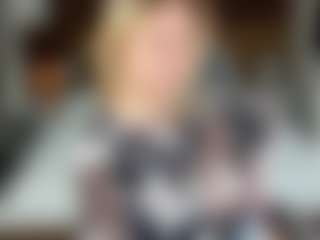 Live cam show with Alicee-Suun - Twerking on Cam Slut