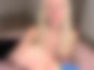 blondebunny999's Live Sex Cam Show