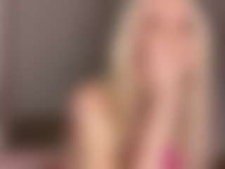 blondebunny999's Live Sex Cam Show