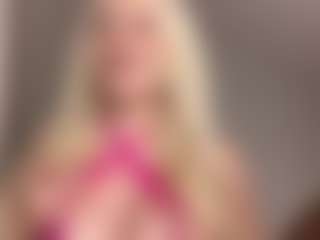 blondebunny999's Live Sex Cam Show