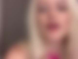 Live cam show with blondebunny999 - Pinup on Camsoda
