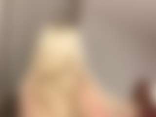 blondebunny999's Live Sex Cam Show