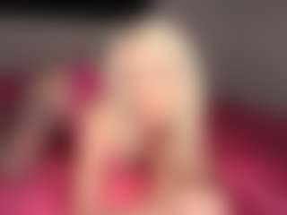 blondebunny999's Live Sex Cam Show