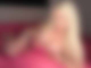 blondebunny999's Live Sex Cam Show