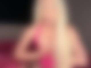 blondebunny999's Live Sex Cam Show