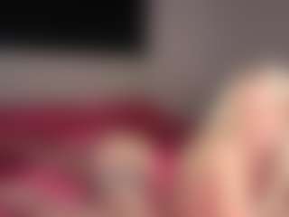 blondebunny999's Live Sex Cam Show