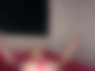 blondebunny999's Live Sex Cam Show