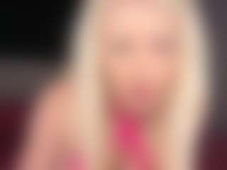 blondebunny999's Live Sex Cam Show