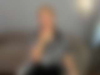 Live cam show with Charlotte-Smity - Raven Hair on slutload