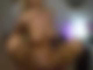 Live cam show with DezireDoly - Athletic Teen (18+) on liverealitysex.com