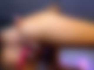 Live cam show with DezireDoly - Blue Eyes on Milfs Live