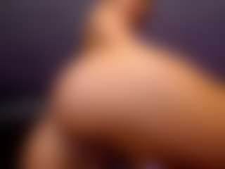 DezireDoly's Live Sex Cam Show