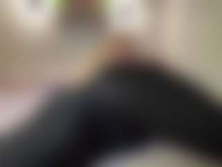 Live cam show with HillaryKoetter - Fingering on madthumbs