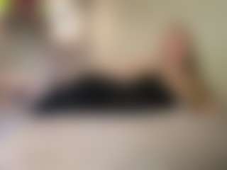 Live cam show with HillaryKoetter - Facial on Camsoda