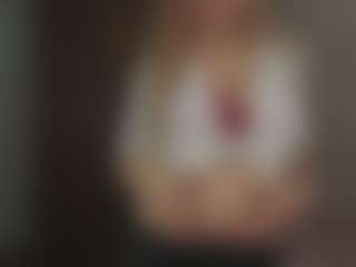 Live cam show with HillaryKoetter - Body Massage on CSO-WL