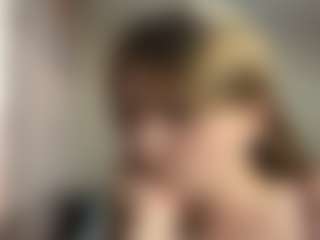 Live cam show with KieshaSamperi - Petite on Camsoda