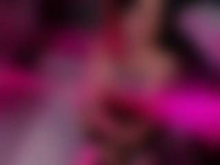 Live cam show with Kim-Stokens - Spanks on liverealitysex.com
