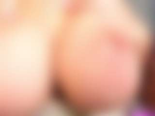 Longis1and1's Live Sex Cam Show