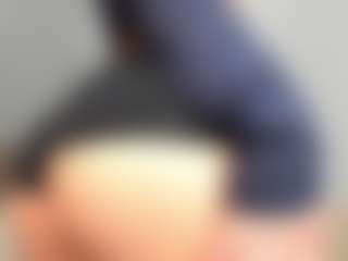 Longis1and1's Live Sex Cam Show