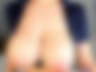 Longis1and1's Live Sex Cam Show