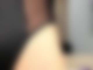 Longis1and1's Live Sex Cam Show