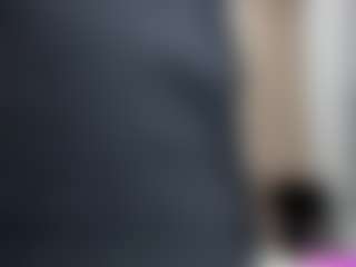 Longis1and1's Live Sex Cam Show