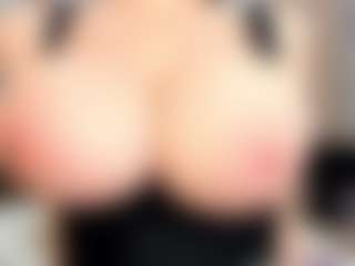 Longis1and1's Live Sex Cam Show