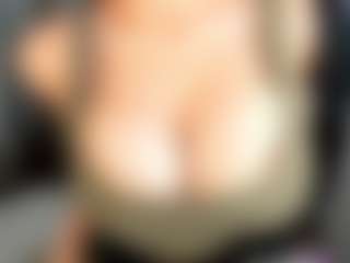 Longis1and1's Live Sex Cam Show