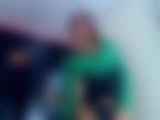 Live cam show with LuxeCouple - No Drinking on Camsoda