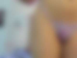 Live cam show with Nezukoks - Squirt White on Livezox | colombia