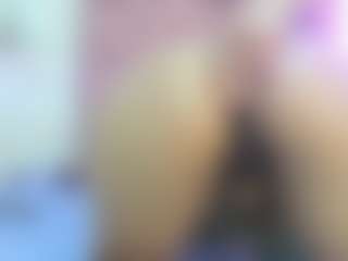 Live cam show with Nezukoks - Athletic Public on anonymated.com