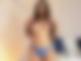 Pokaz na żywo z PauBigboobs - Tittyfuck na Camsoda