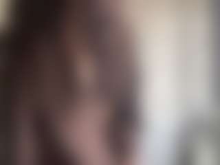 Live cam show with PinkieYasuda - Athletic Bedroom on Nude Live Now