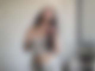 Live cam show with PinkieYasuda - Athletic Bedroom on Instabang