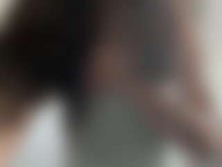 Live cam show with PinkieYasuda - Bedroom Teen (18+) on live.xbliss.ai