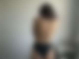 Live cam show with PinkieYasuda - Bikini on justonemore.cc