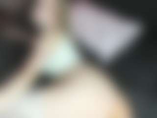 Live cam show with Sweeet-Angelll - Young Adult on Chatstar