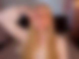 Live cam show with Sweeet-Angelll - Doggy on Uber Horny